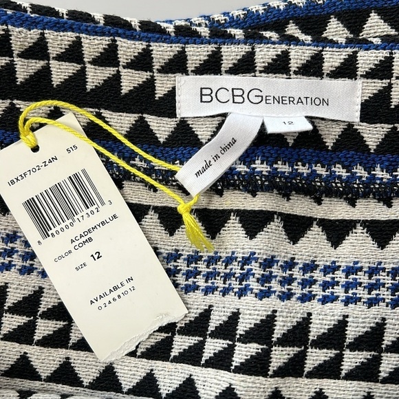 NWT BCBGeneration Aztec Print Mini Skirt - Picture 7 of 8